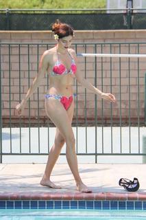 Blanca Blanco feet photo thumbnail