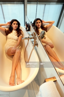 Blanca Blanco feet photo thumbnail