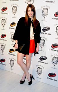 Blanca Suárez feet photo thumbnail