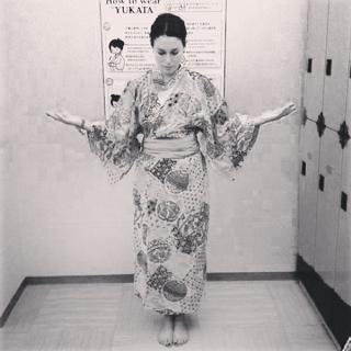 Blanca Suárez feet photo thumbnail