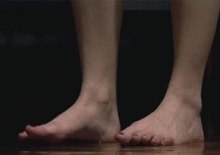 Blanca Suárez feet photo thumbnail