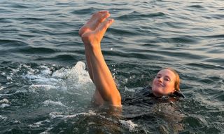 Blondinka Drive feet photo 3