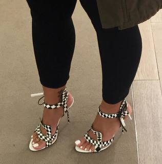 Blu Gem feet photo thumbnail