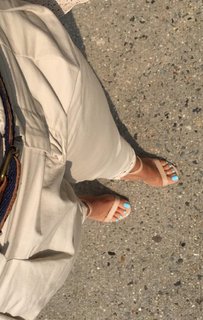 Blu Gem feet photo thumbnail