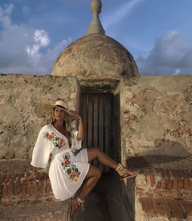 Blu Gem feet photo thumbnail