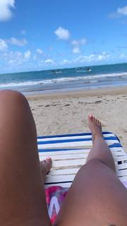 Blu Gem feet photo thumbnail