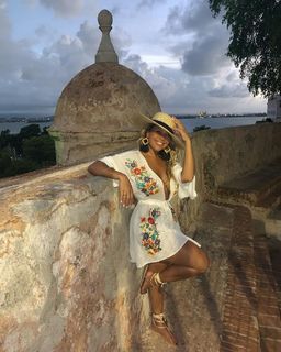 Blu Gem feet photo thumbnail