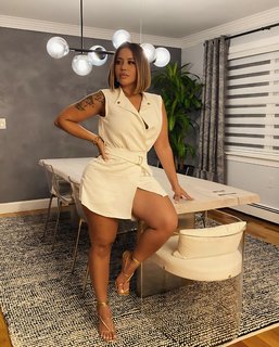 Blu Gem feet photo thumbnail