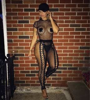 Blu Gem feet photo thumbnail