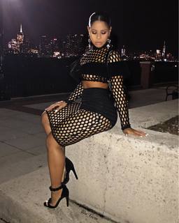 Blu Gem feet photo thumbnail