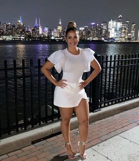 Blu Gem feet photo thumbnail