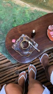 Blu Gem feet photo thumbnail