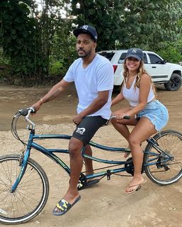 Blu Gem feet photo thumbnail