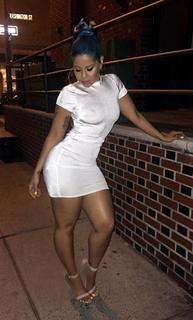 Blu Gem feet photo thumbnail