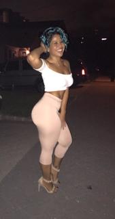 Blu Gem feet photo thumbnail