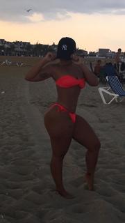 Blu Gem feet photo thumbnail