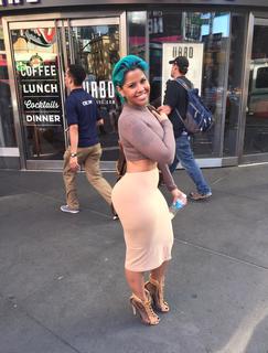 Blu Gem feet photo thumbnail