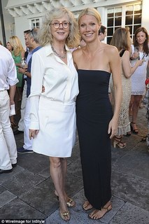 Blythe Danner feet photo 6