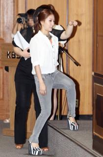 BoA feet photo 20