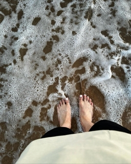 BoA feet photo 3