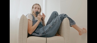 Bobbi Althoff feet photo thumbnail
