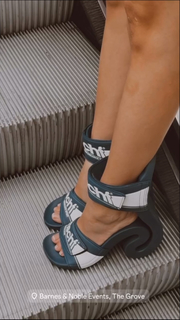 Bobbi Althoff feet photo thumbnail