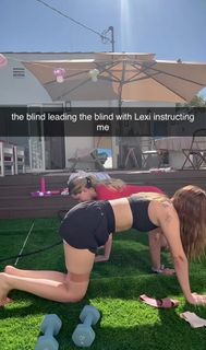 Bobbi Althoff feet photo thumbnail