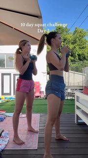 Bobbi Althoff feet photo thumbnail