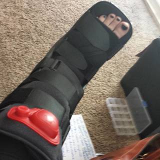 Bobbie Brown feet photo 5