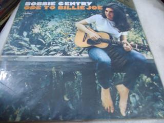Bobbie Gentry feet photo 11