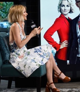 Bojana Novakovic feet photo thumbnail