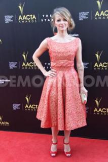 Bojana Novakovic feet photo thumbnail