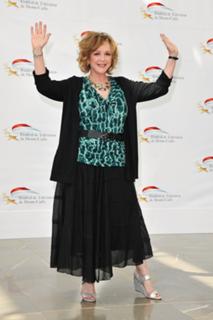 Bonnie Bedelia feet photo 19
