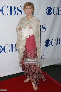 Bonnie Franklin feet photo 12