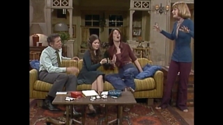 Bonnie Franklin feet photo 3