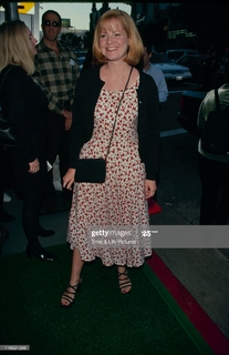 Bonnie Hunt feet photo thumbnail
