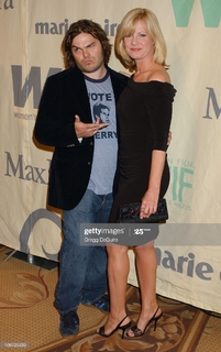Bonnie Hunt feet photo thumbnail