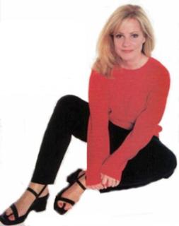 Bonnie Hunt feet photo thumbnail