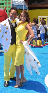 Bonnie-Jill Laflin feet photo 3