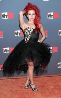 Bonnie McKee feet photo 2