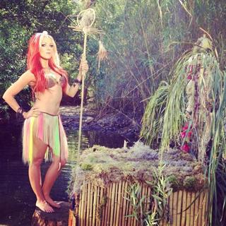 Bonnie McKee feet photo 5