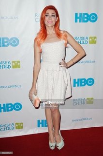 Bonnie McKee feet photo 11