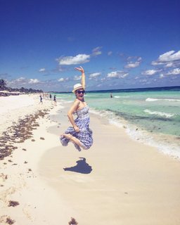Bonnie Somerville feet photo thumbnail