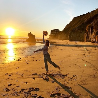 Bonnie Somerville feet photo thumbnail