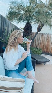 Bonnie Somerville feet photo thumbnail