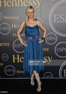 Bonnie Somerville feet photo thumbnail