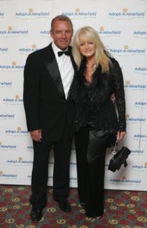 Bonnie Tyler feet photo 3