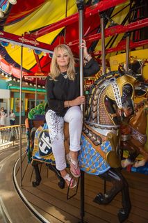 Bonnie Tyler feet photo 1