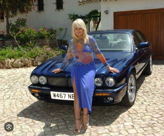Bonnie Tyler feet photo 2