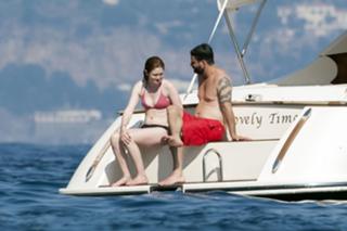 Bonnie Wright feet photo thumbnail
